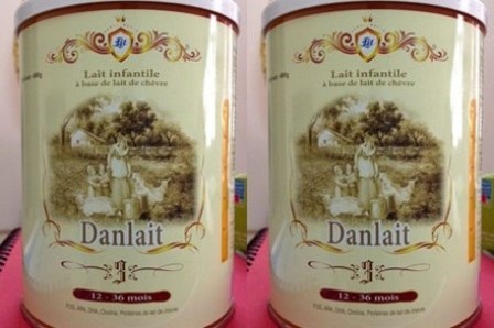 Đơn vị kiểm nghiệm độ đạm sữa dê Danlait 4% nói gì? - 1 Hàm lượng đạm trong sữa dê Danlait đang gây nhiều tranh cãi