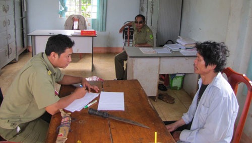 Người cha máu lạnh khai nhân những tình tiết rùng rợn (ảnh CA cung cấp)