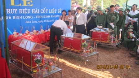 Các bộ hài cốt giả sẽ bị đưa ra khỏi nghĩa trang liệt sỹ