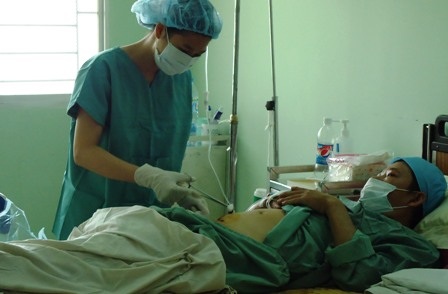 “Phép màu” đến với hơn 60 bệnh nhân suy thận - 2 Những nỗ lực của bệnh viện đang mang lại niềm vui cho người bệnh