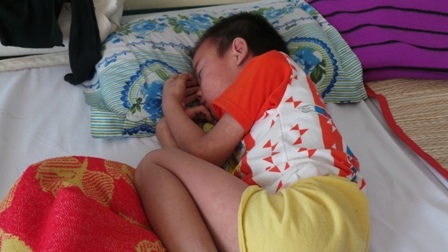 Đối tượng chính của bệnh là trẻ em chưa được chủng ngừa đầy đủ