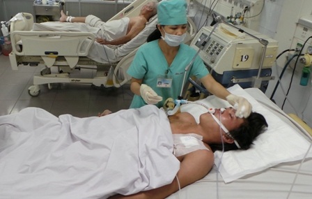 Chàng trai mới 17 tuổi đang rất cần giúp đỡ để vượt qua bệnh tật