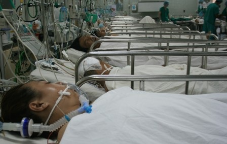 Sử dụng kháng sinh không hợp lý tăng nguy cơ kháng thuốc, kéo dài thời gian điều trị