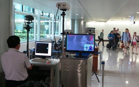 Thân nhiệt hành khách được theo dõi 24/24