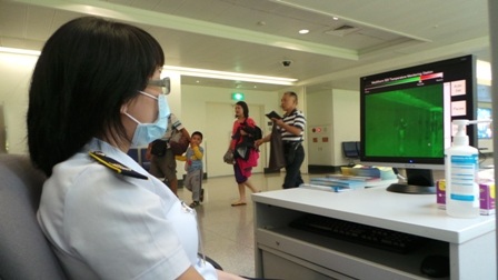 Thân nhiệt cao chỉ là dấu hiệu bệnh chứ không chỉ rõ được bệnh Ebola