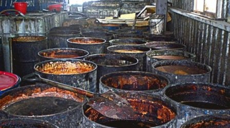 Tăng cường kiểm tra thực phẩm chứa dầu bẩn - 1 Ảnh minh họa