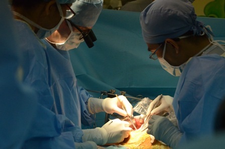 Cô con gái đã nhận được món quà sinh nhật vô giá từ mẹ