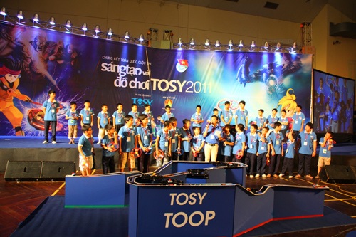 Ấn tượng với cuộc thi “Sáng tạo với đồ chơi TOSY 2011” - 8 Ấn tượng với cuộc thi “Sáng tạo với đồ chơi TOSY 2011” - 8