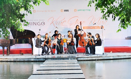 “Khúc giao mùa” tràn đầy cảm hứng nghệ thuật - 1 “Khúc giao mùa” tràn đầy cảm hứng nghệ thuật - 1