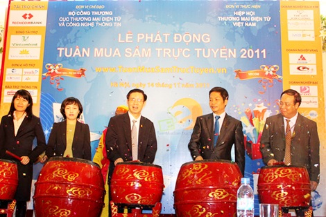 Chính thức khởi động Tuần mua sắm trực tuyến 2011 - 1 Chính thức khởi động Tuần mua sắm trực tuyến 2011 - 1