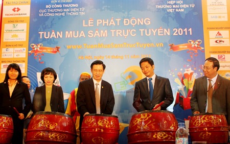 Thương mại điện tử ở Việt Nam: đã gần hay còn xa? - 1