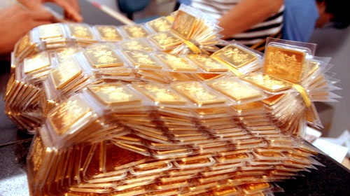 Tiền đông cứng trong két sắt mỗi gia đình - 2 Tiền đông cứng trong két sắt mỗi gia đình - 2