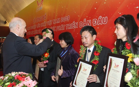 Tư nhân áp đảo top 500 doanh nghiệp tăng trưởng nhanh nhất Việt Nam - 1 Tư nhân áp đảo top 500 doanh nghiệp tăng trưởng nhanh nhất Việt Nam - 1