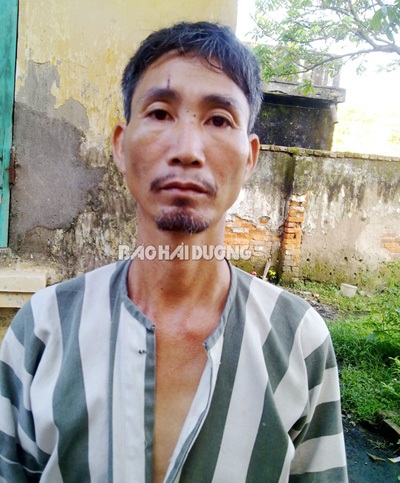 Dạy không được, bố chém chết con  