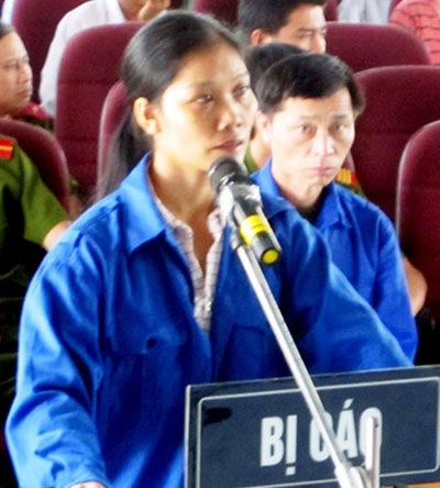 Thêm một bà Liễu dùng xăng đốt chồng, nhận 14 năm tù - 1 Thêm một bà Liễu dùng xăng đốt chồng, nhận 14 năm tù