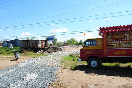 Xem xét kỷ luật cán bộ nhận tiền nhà thầu