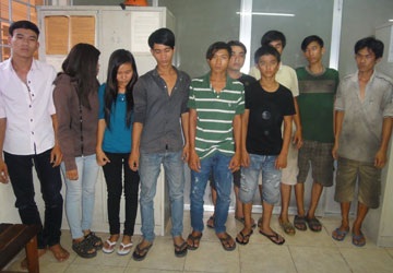 10 “quái xế” đua xe ăn tiền sa lưới - 1