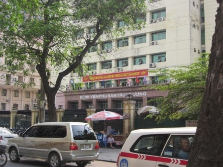 Hà Nội: Bất ngờ về quá khứ một “mẹ mìn” buôn trẻ con - 1 Hà Nội: Bất ngờ về quá khứ một “mẹ mìn” buôn trẻ con