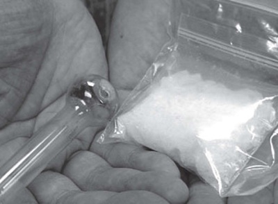 Vạ lây đi tù vì “cả nể”? - 1 Vạ lây đi tù vì “cả nể”?