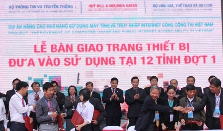 Nâng cao khả năng sử dụng máy tính và truy nhập Internet công cộng tại Việt Nam