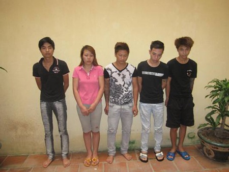Hà Nội: Đánh, nhốt tiếp viên, ép làm… gái - 1 Các đối tượng bắt giữ người trái pháp luật