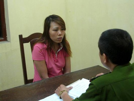 Hà Nội: Đánh, nhốt tiếp viên, ép làm… gái - 3 CAQ Đống Đa lấy lời khai của Nguyệt