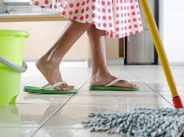 Khi ông chủ thất thập chốt cửa phòng sau lưng "ôsin" - 1 Khi ông chủ thất thập chốt cửa phòng sau lưng ôsin