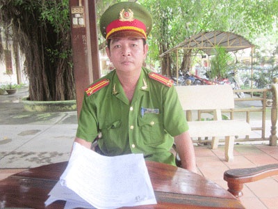 Chuyện “ông Bụt” ở trại giam xứ trầm - 1 Trung tá - quản giáo Võ Viết Hiền.