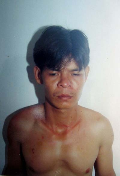 Con gái cùng người tình giết mẹ cướp vàng - 1 Đặng Văn Út