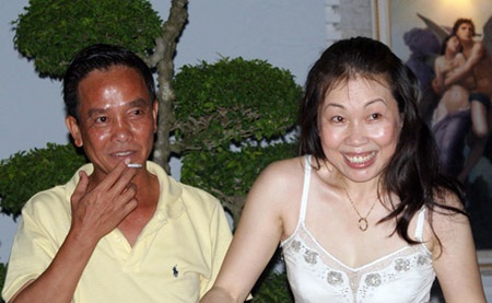 Ca sĩ Cẩm Vân và “đại gia” Hưng lùn (kỳ cuối) - 2 Vợ chồng Hưng lùn