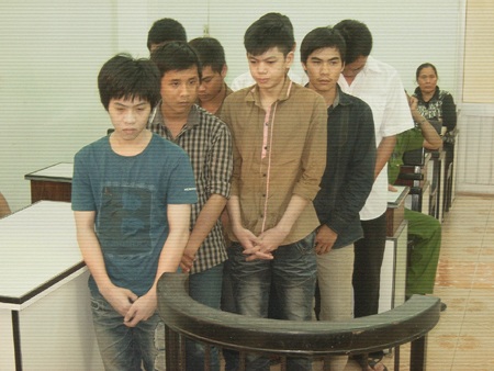 Các đối tượng tại phiên tòa