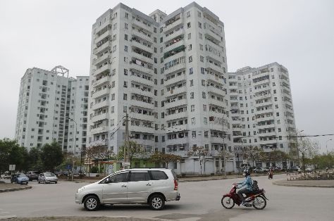 Mua nhà thương mại để bố trí nhà tái định cư - 1 Nhà TĐC thiếu trong khi nhà thương mại thì đang khó khăn cho đầu ra
