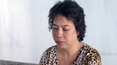 Nữ hiệu phó trường mẫu giáo bị truy nã đặc biệt - 1 Nguyễn Thị Hoàng Thủy khi bị bắt giữ