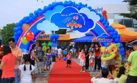 Hành trình “tiêu hóa khỏe” vì cộng đồng - 1 Chương trình “Tiêu hóa khỏe – trẻ ăn ngon” đã thu hút hàng vạn bà mẹ và trẻ em tham gia.