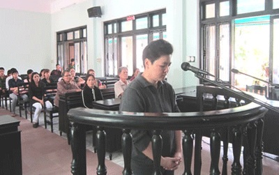 Ả đồng tính lụy tình, hầu tòa trong nước mắt - 1 Siêu lừa Trương Thị Thùy Trang