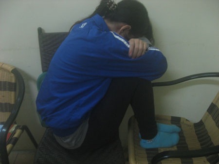 Hà, sau khi tự giải thoát và đến cơ quan công an trình báo