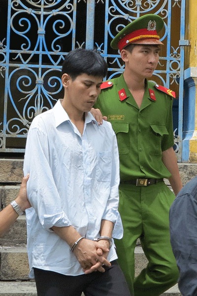 Tăng án đối với người chồng đánh chết vợ - 1 Men rượu cùng sự nóng giận đã khiến Kim Văn Bình gây nên cái chết thương tâm của người vợ
