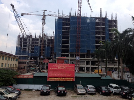 Những dự án được săn tìm nhiều nhất - 2 Dự án Thăng Long Garden đang thi công vượt tiến độ đến tầng 12