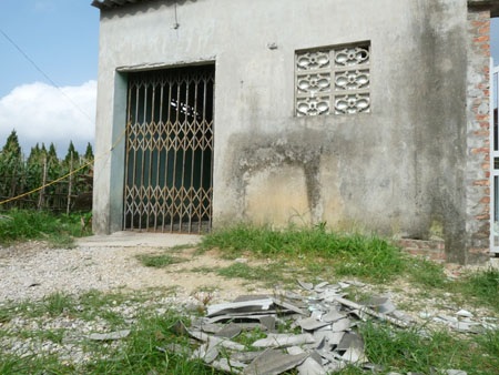 Ngôi nhà bị đặt thuốc nổ