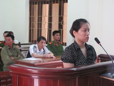 Lộ mặt nhiều đường dây lừa “chạy” công chức - 1 Bà Hà là một mắt xích trong đường dây “chạy” công chức lớn ở Lạng Sơn. Ảnh: D.C.