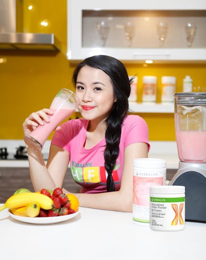 Mỗi muỗng Bột Protein của Herbalife chứa đủ 9 acid amino thiết yếu và cung cấp 5g đạm tốt