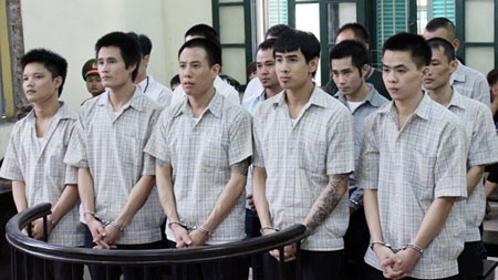 Án chung thân cho kẻ cầm đầu vụ truy sát trên đường Láng - 1 Nhóm “giang hồ” thanh toán nhau trên đường Láng và các bị cáo liên quan
