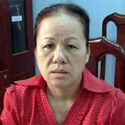 Trốn lệnh truy nã, cán bộ ngân hàng làm người giúp việc - 1 Đối tượng Bùi Thị Nga tại cơ quan điều tra.