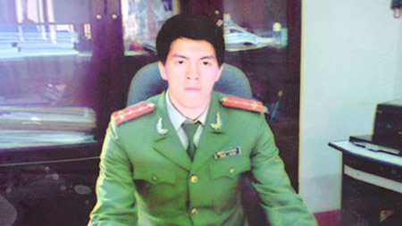 Giả danh công an giăng bẫy tình cô giáo - 1 Tình ảo, lừa thật