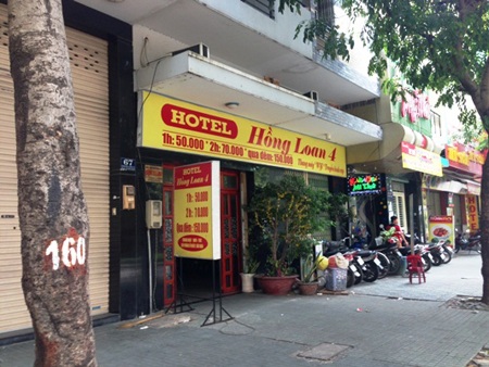 Khách sạn nơi phát hiện đôi nam nữ chết bất thường