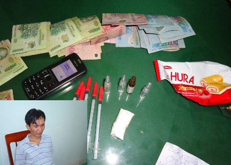 Đối tượng bị bắt cùng tang vật