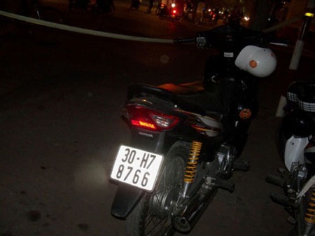 Chiếc xe máy 2 thanh niên lấy “tạm” của khách cầm đồ để đi “giao dịch” công nợ