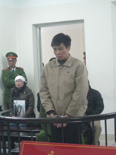 Tử hình kẻ đoạt mạng bạn gái ngay sau khi làm "chuyện vợ chồng" - 1 Bị cáo Lê Diên Hải