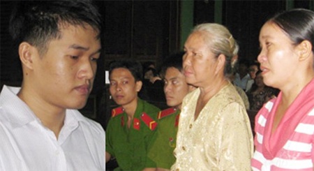 Nam sinh viên giết cha được cải tử nhờ luật sư - 1 Cuộc gặp tình cờ