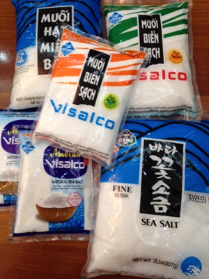 Chọn dùng sản phẩm muối trong nước để góp phần ủng hộ diêm dân